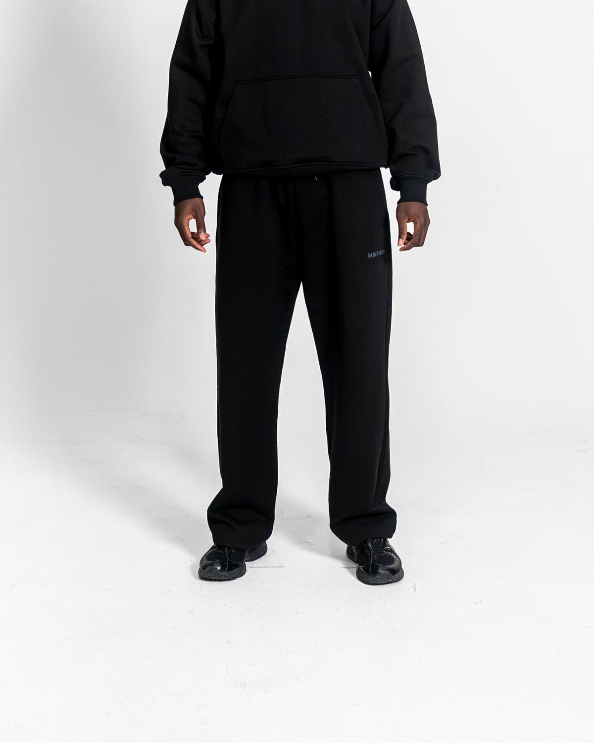 The Forge Jogger Ferro Black — Vorderansicht